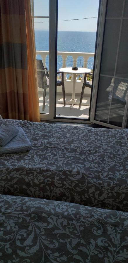 Aparthotel Marisini Sea View Mpatsi Esterno foto