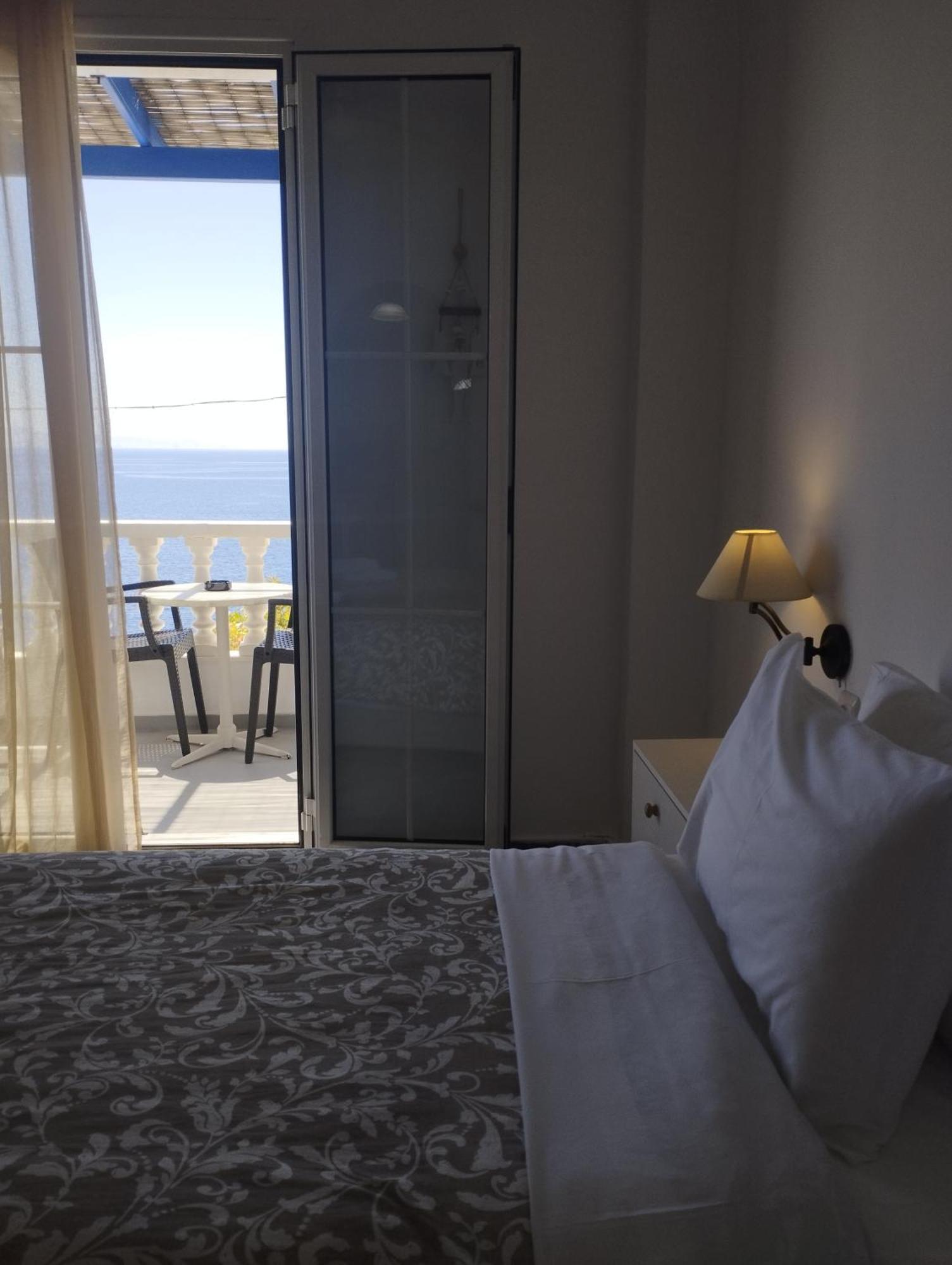 Aparthotel Marisini Sea View Mpatsi Esterno foto
