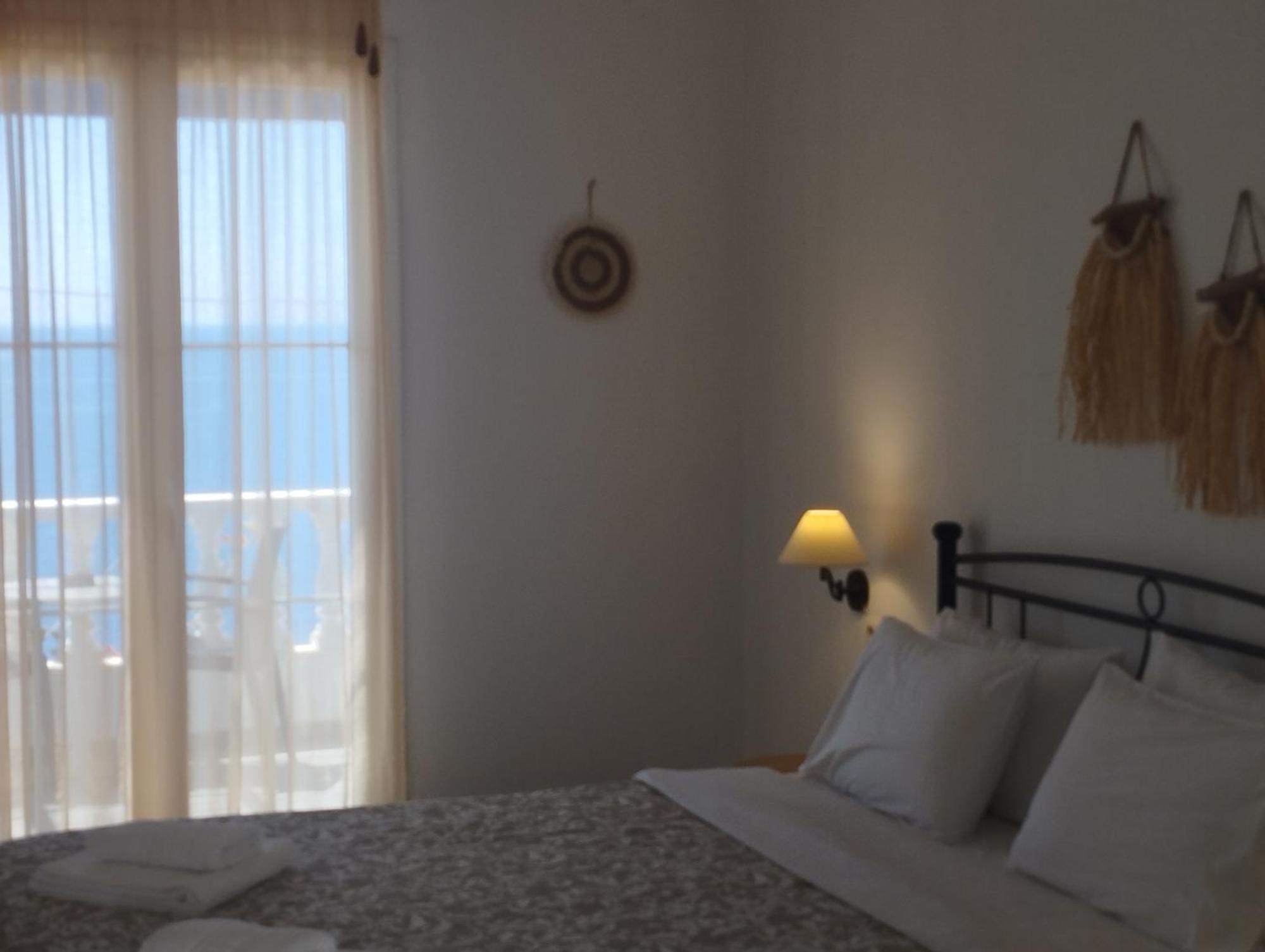 Aparthotel Marisini Sea View Mpatsi Esterno foto