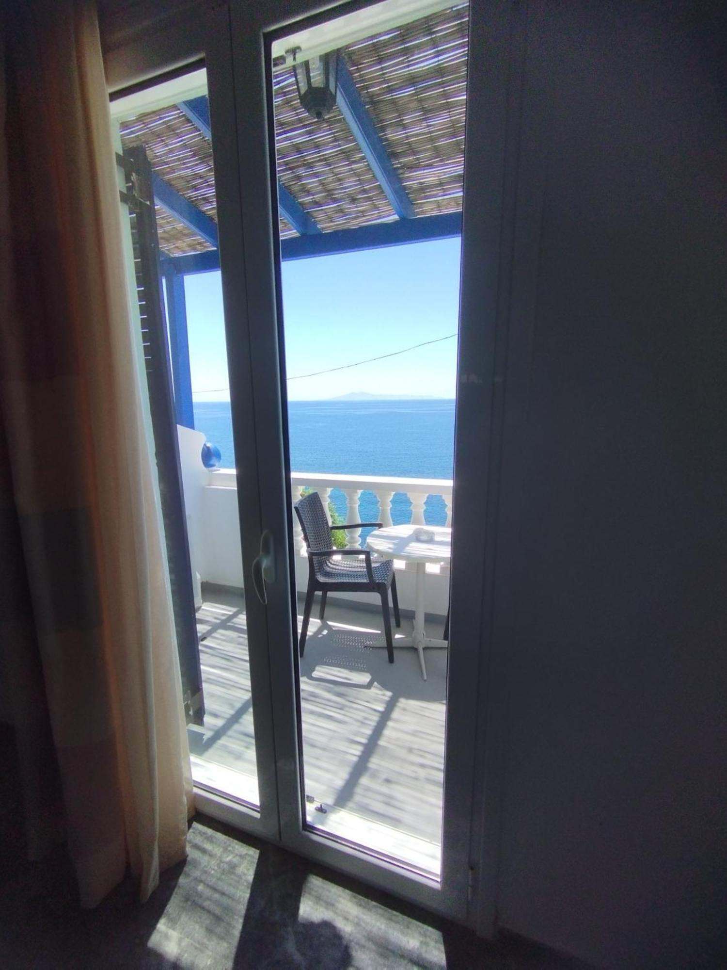 Aparthotel Marisini Sea View Mpatsi Esterno foto